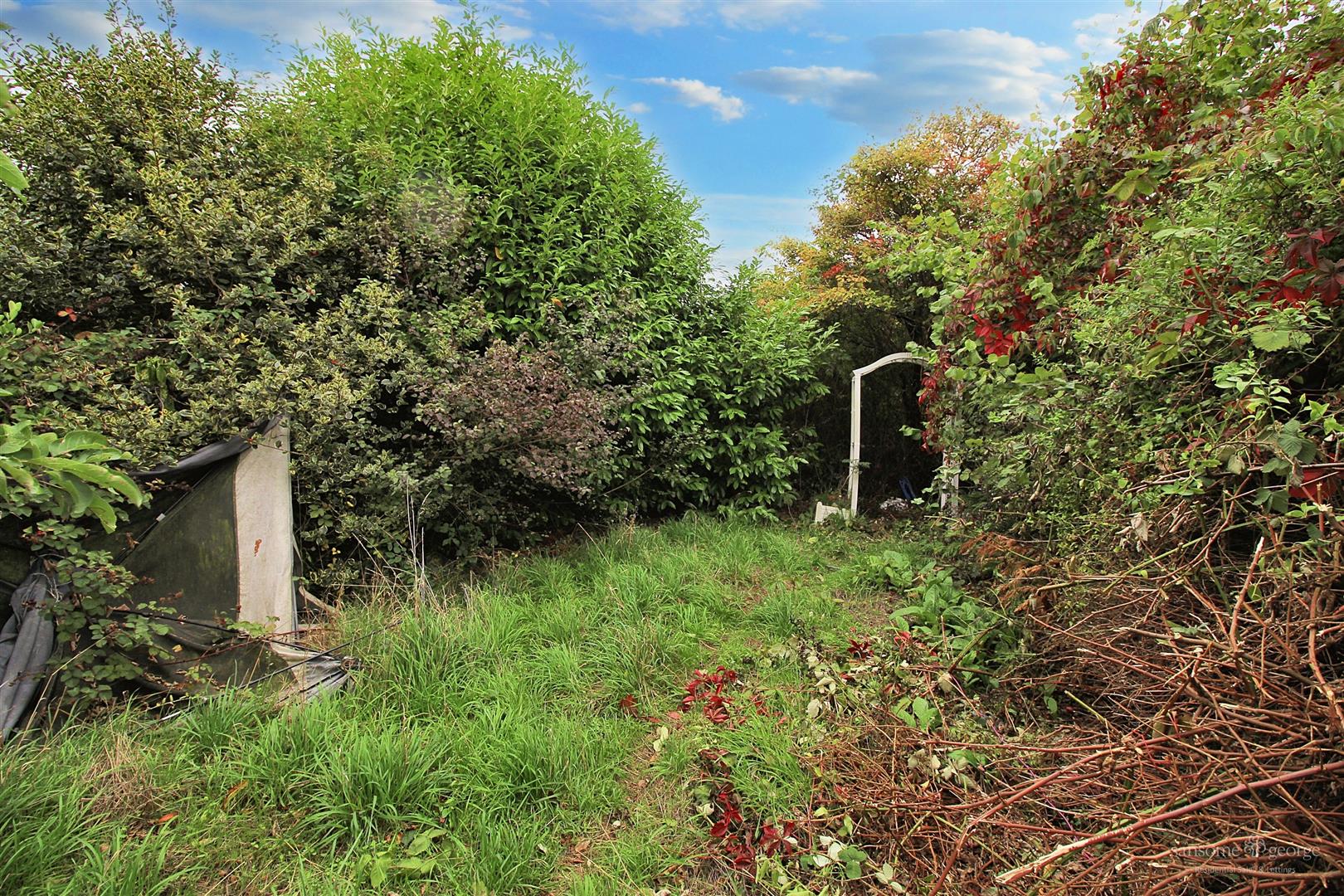 Beverley Road, Tilehurst, Reading
